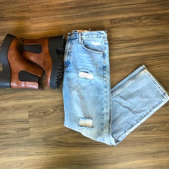 Wishlist Distressed Jeans - Picture 1 of 3